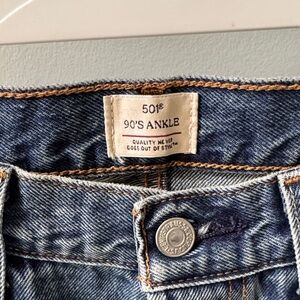 Levi's 501 Women's Cropped Jeans - Classic Blue